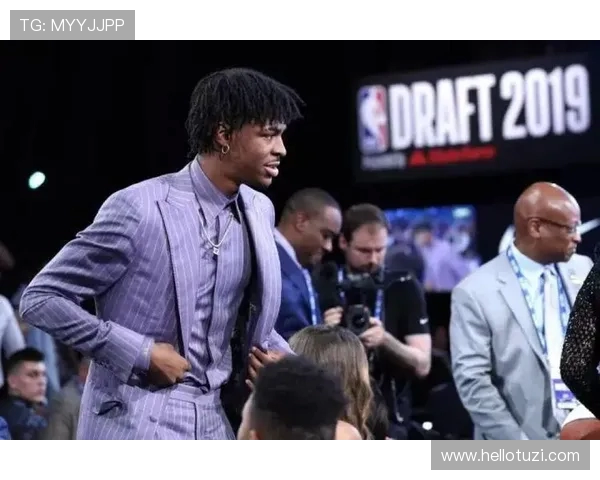 贾莫兰特重返赛场展现惊人统治力带领球队重燃夺冠希望