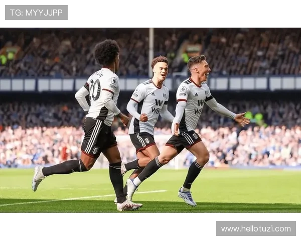 伊普斯维权之战对决富勒姆球队展现英超精彩对抗