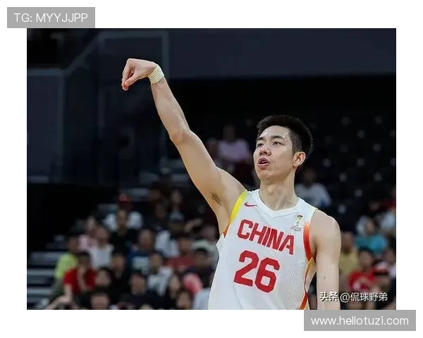 朱俊龙：从青涩少年到职场精英的成长历程与奋斗故事